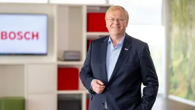 Stefan Hartung